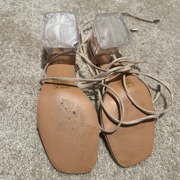 Lace up size 7 vacation pink nude sandals - Picture 4 of 6